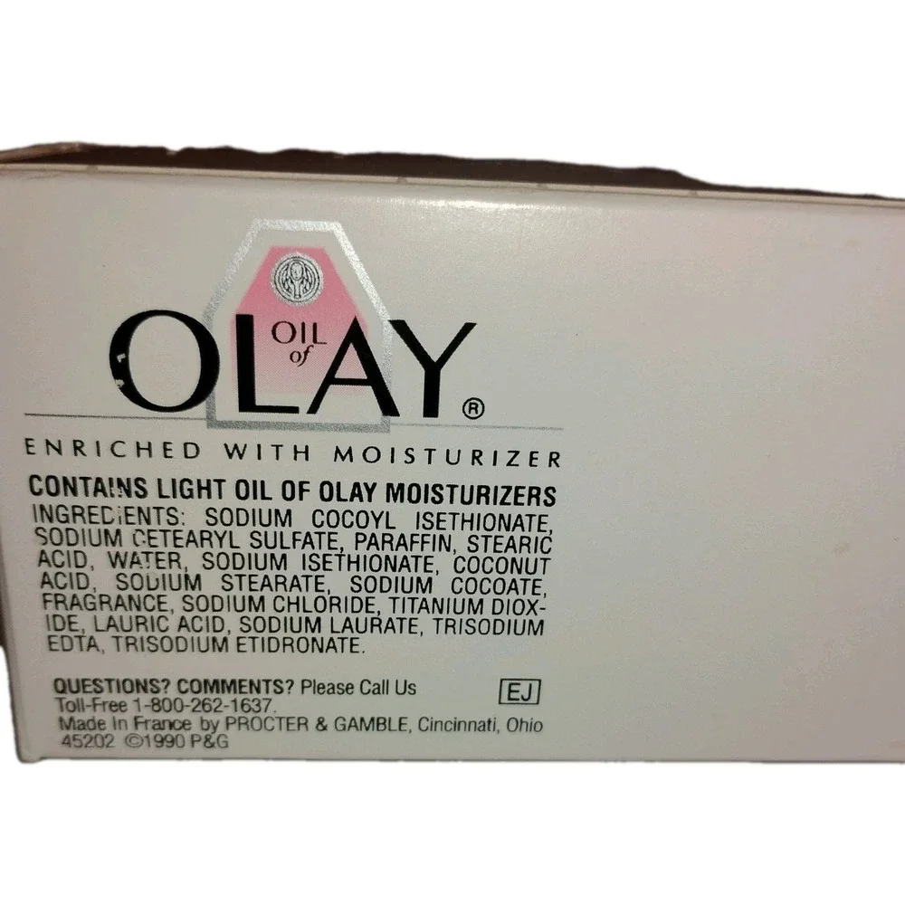 Vtg Oil of Olay Soap White Bath‎ Bar ladies 4.75 oz NOS Prop 1990 New Open Box